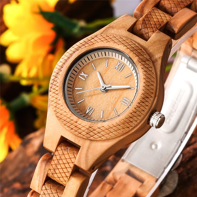 Women’s Natural Wooden Watch Quartz Analog Full Wood Band Novel Design Gift
