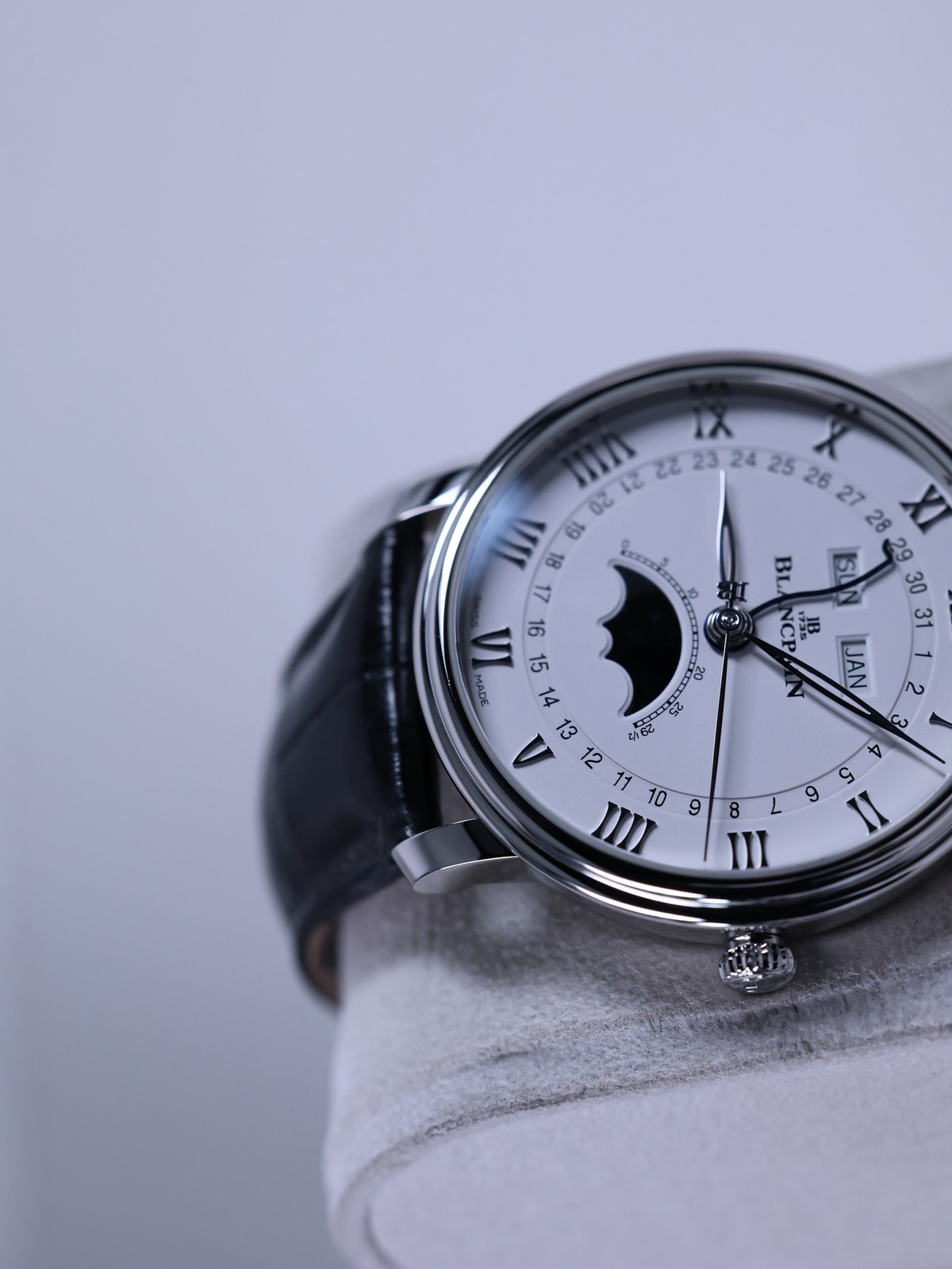 Blancpain Villeret Quantième Complet 6654-1127-55B 40mm White Dial Full Set