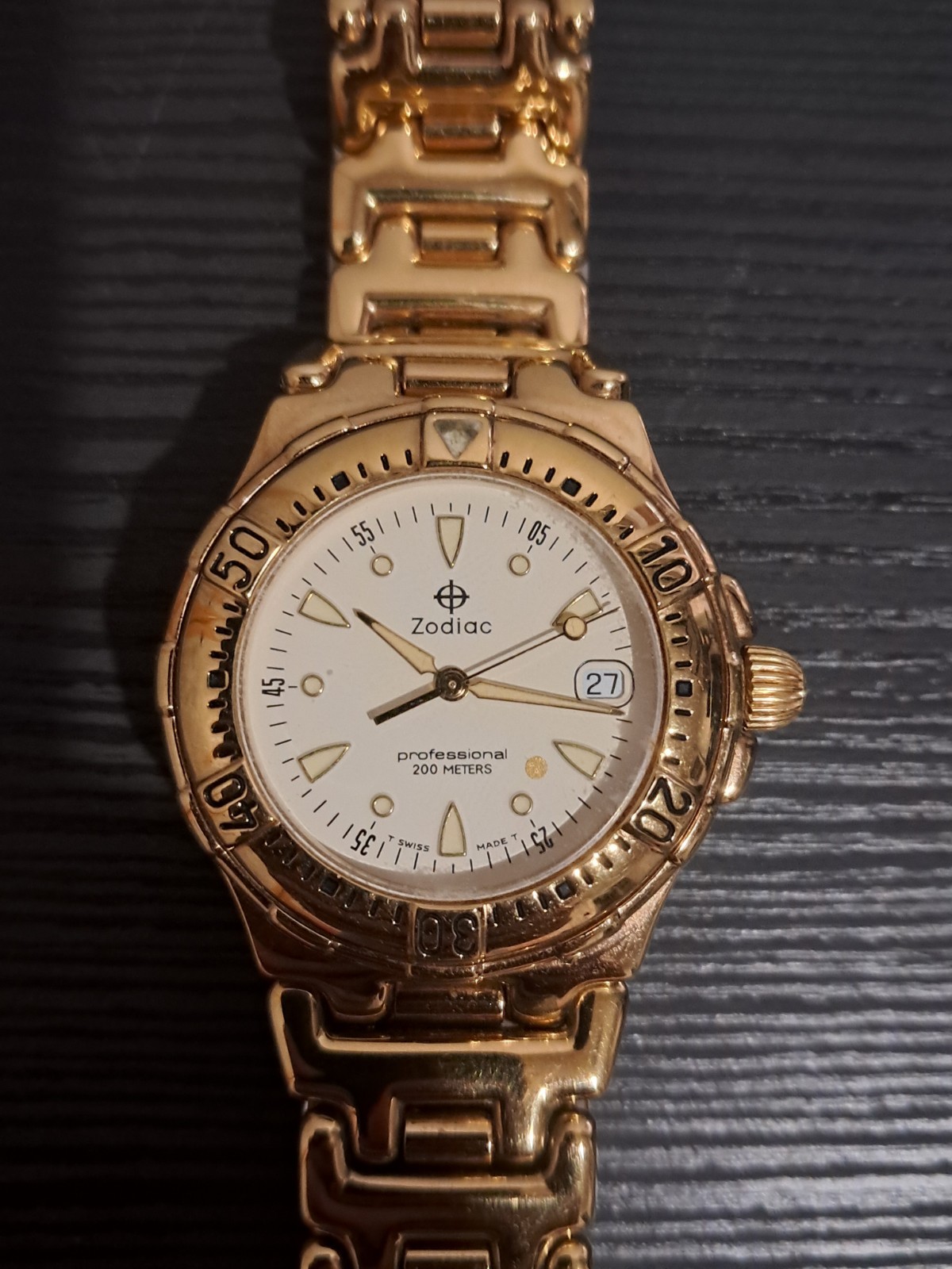 Zodiac Professional 200 meters 3133010 gold quartz diver 34mm