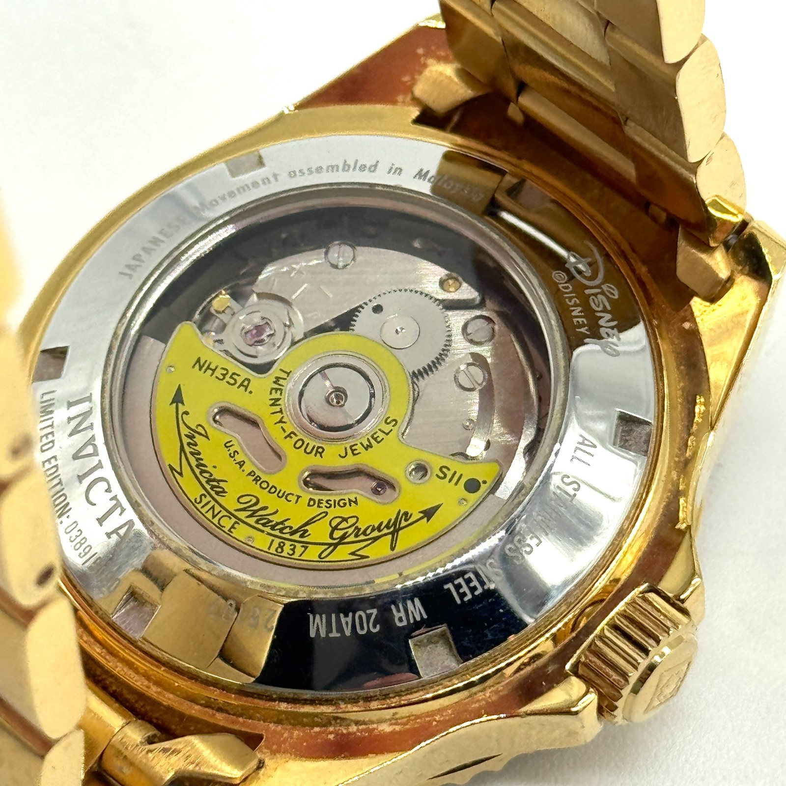 Invicta Limited Edition 0389/5000 Mickey Disney Watch + Case 25107 40mm