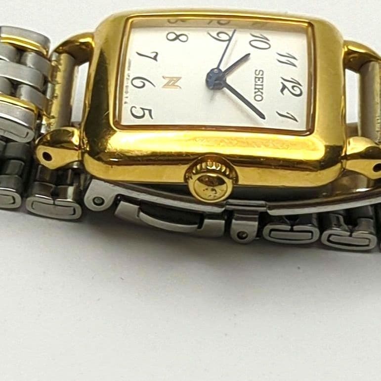 Seiko Noie 1F21-5020 Ladies Square Watch Vintage Uncertain Working SA626