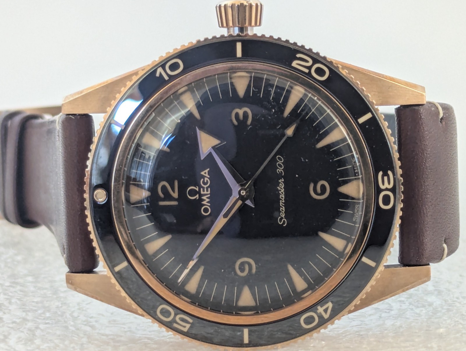 New Omega Seamaster 300 Heritage Bronze Gold Watch Box&Cards 234.92.41.21.10.001