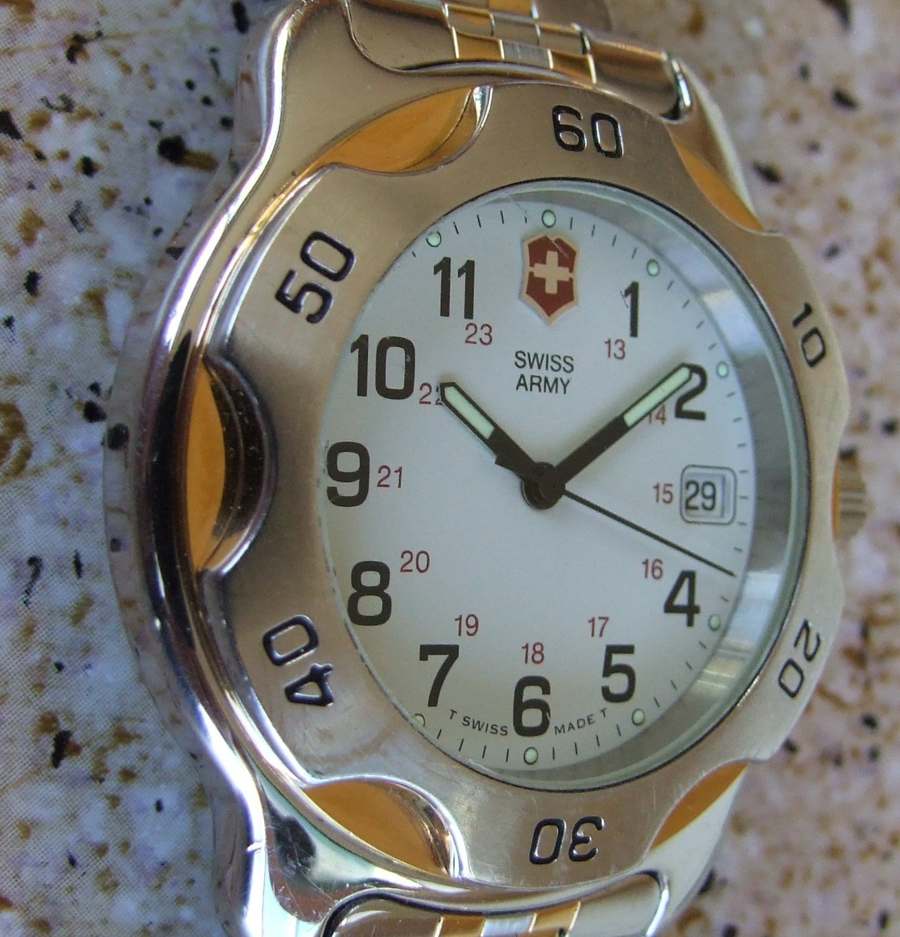 SWISS ARMY~Mens ClaSSiC OFFICERS 1884 Polished GOLD TT RATCHET~SS BRACELET~SWEET