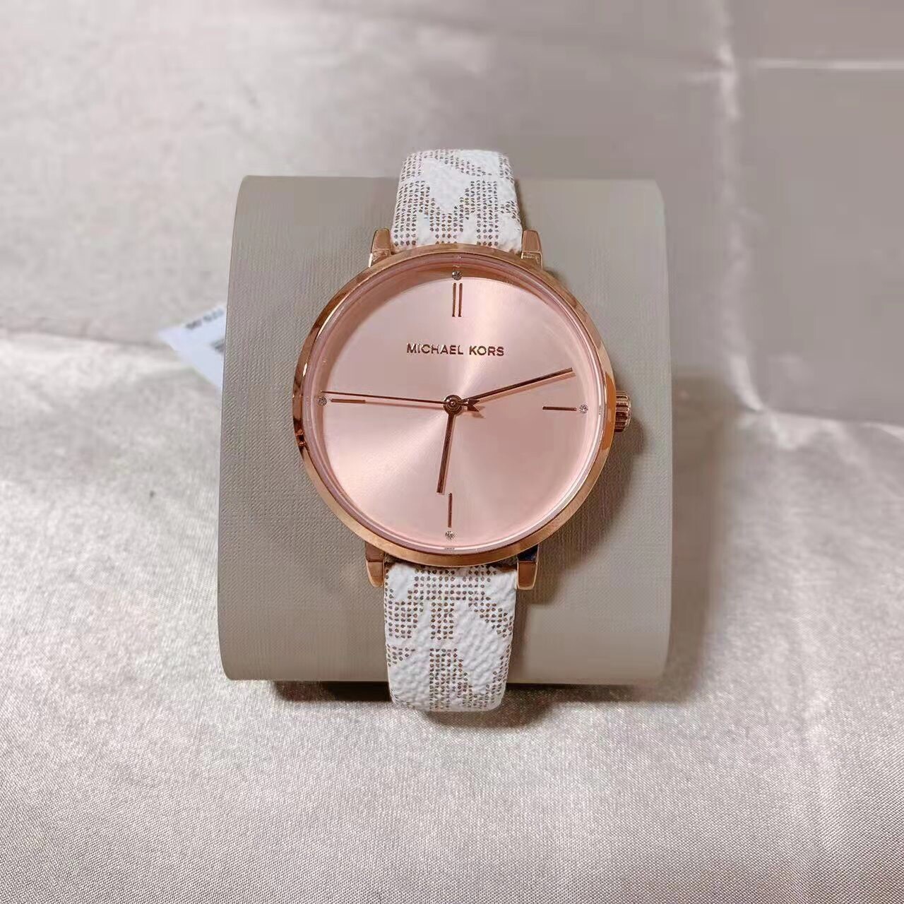 Michael Kors Women’s Jayne Three-Hand Vanilla Strap Rose Gold Dial MK7128