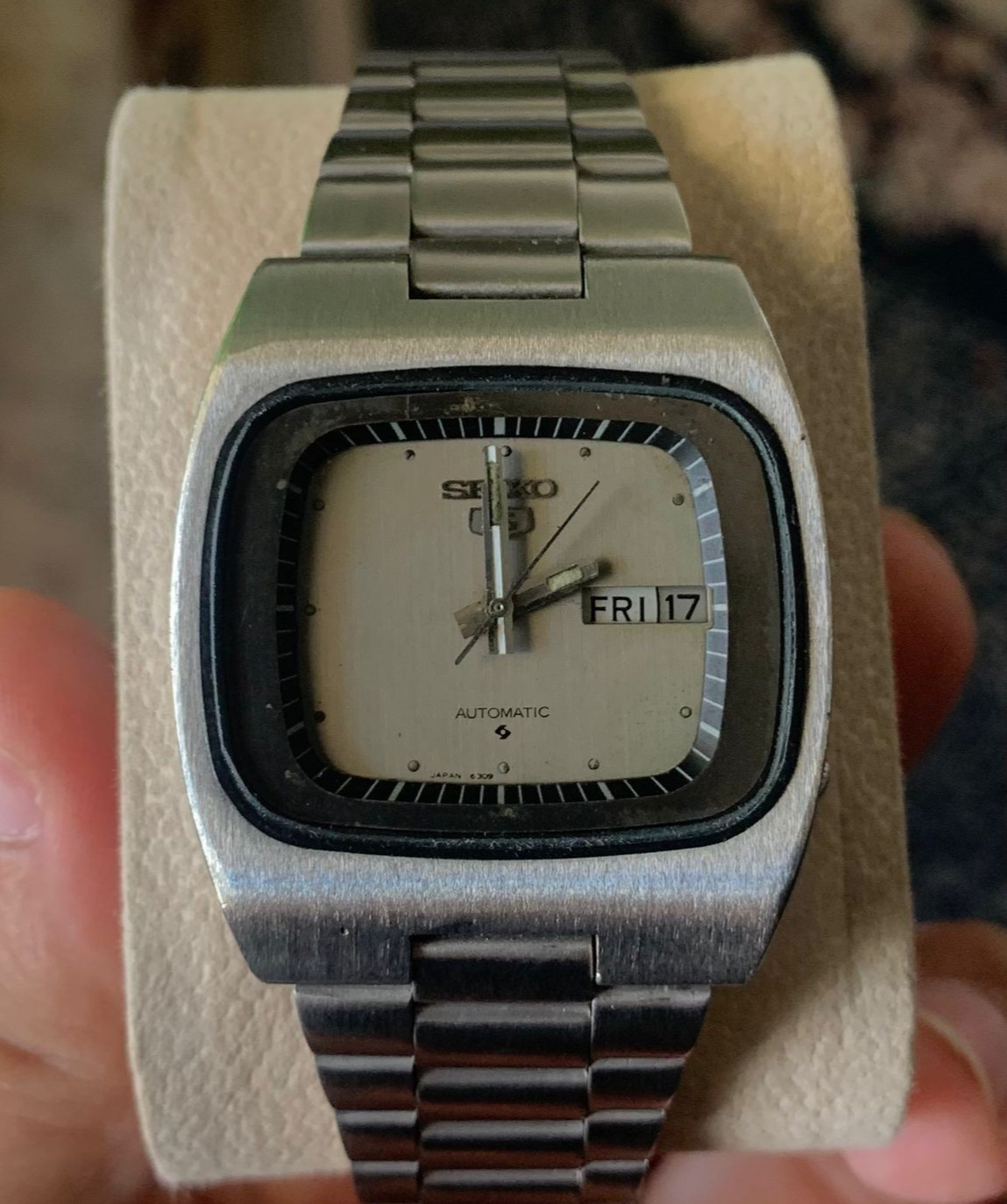 vintage seiko 5 Automatic TV Shapped Men Wrist Watch 6309 Day/Time