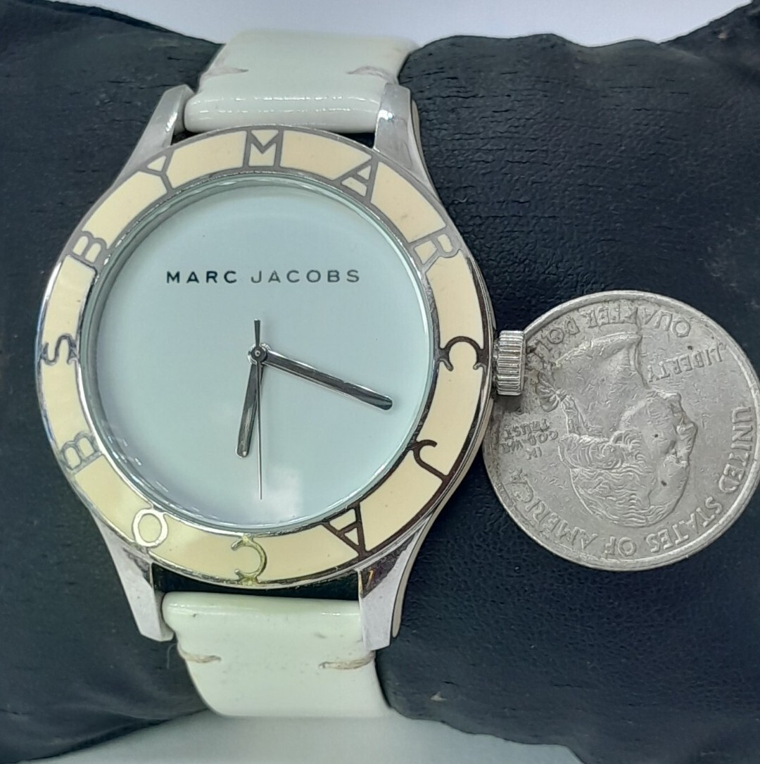 Women Marc By Marc Jacobs Watch MBM1099 Silver Steel Case White Leather Band