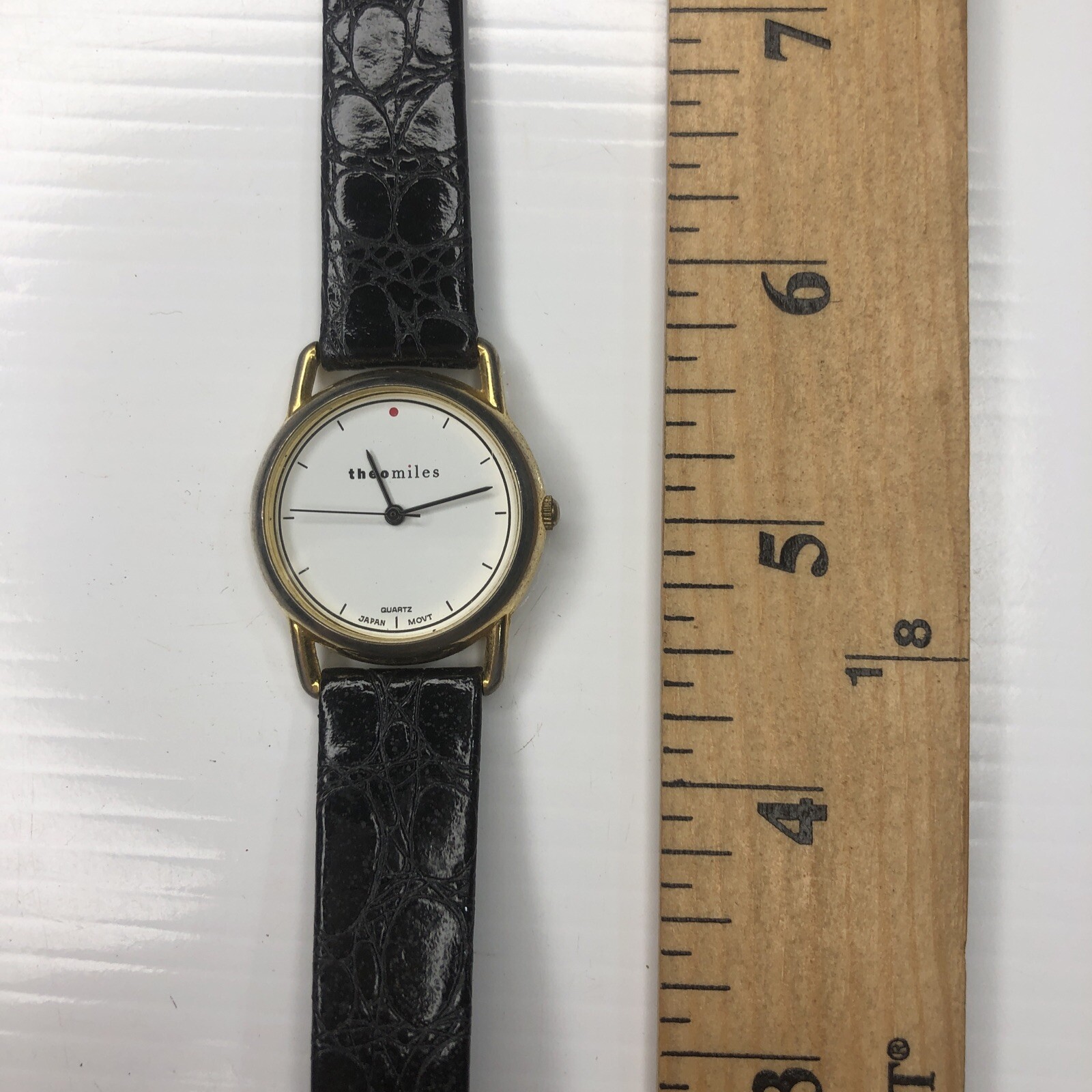 X10 Theo Miles Hong Kong Quartz Gold Japan Retro Unisex Watch Untested