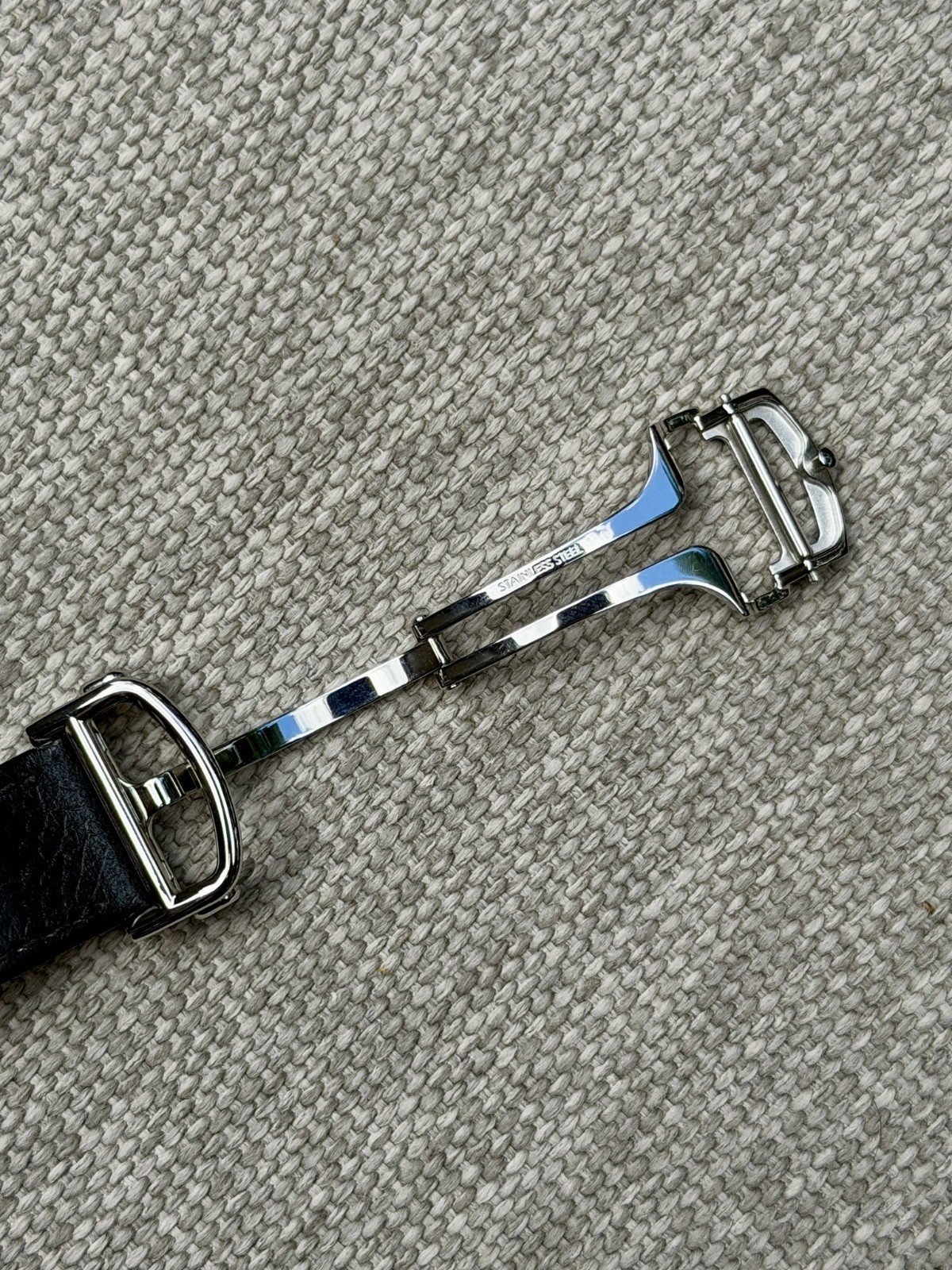 Cartier Tank XL WSTA0040 – 31mm Automatic, Guilloche Dial, Warranty to 2029