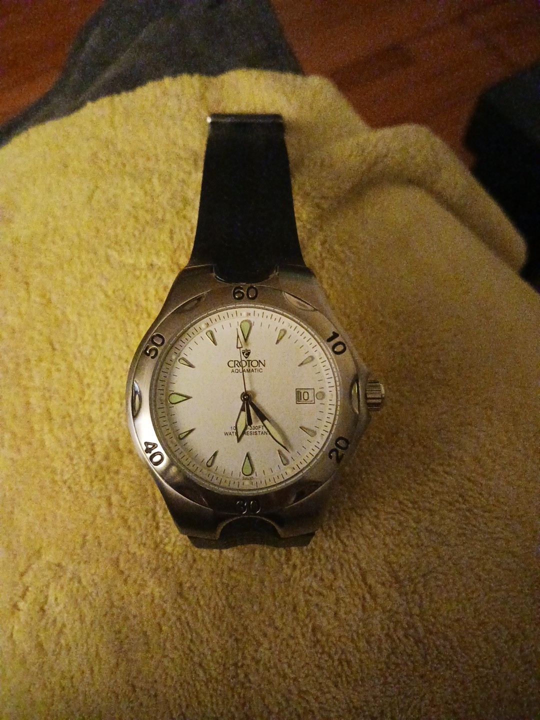 CROTON Men’s Stainless Steel Aquamatic Water Swiss QUARTZ Watch NIB