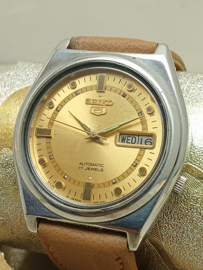 Seiko 5 Automatic 7009-3171 Day/Date Vintage Men’s Watch QA16