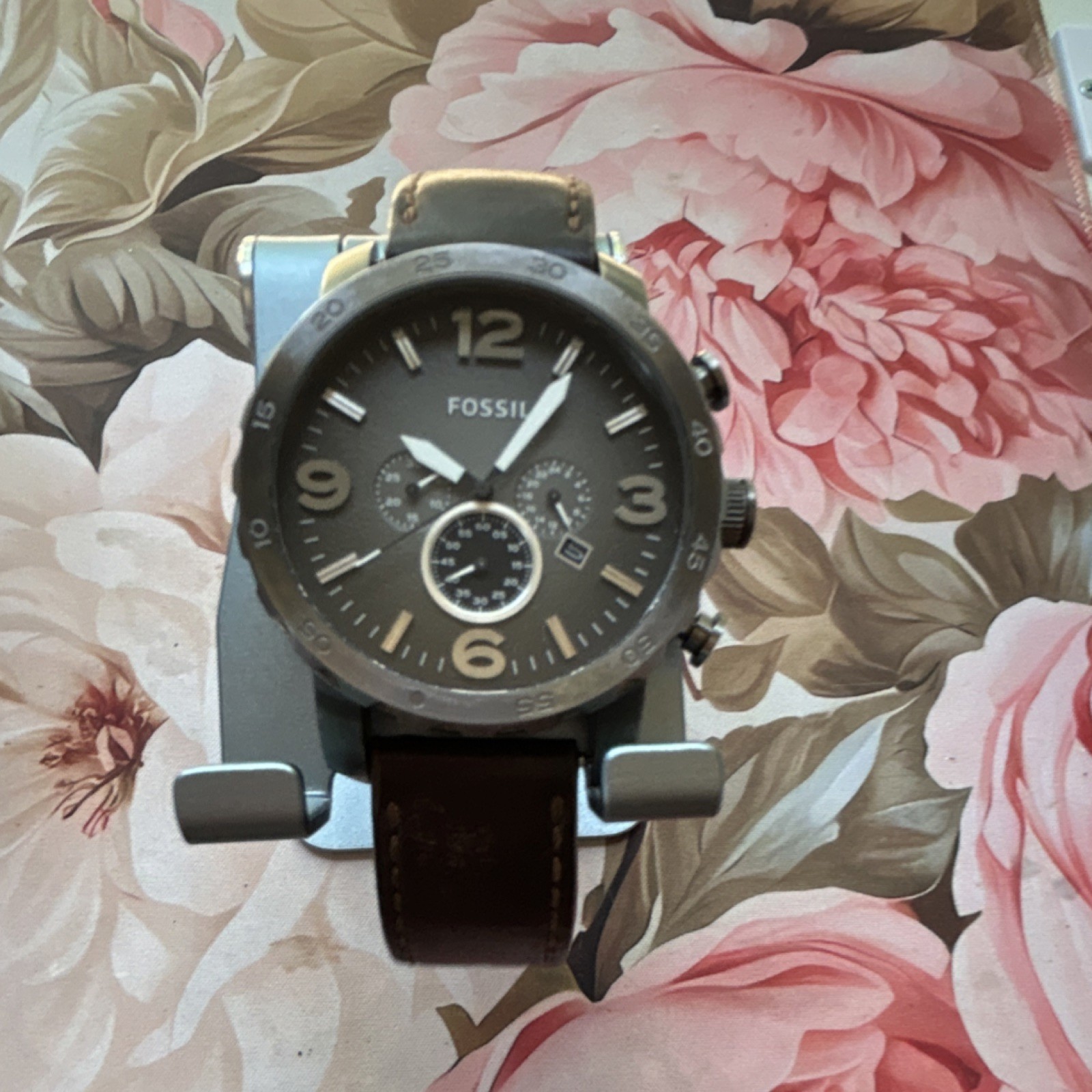 Fossil Nate Men’s Quartz Chronograph Date 50mm SS Gray Dial Brown Leather