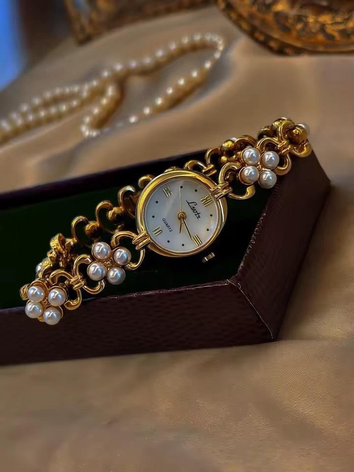 Women’s Dainty Watch Vintage Style Stainless Steel Round Case Pearl Bracelet
