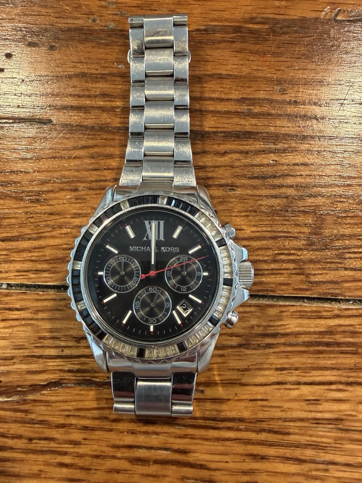 Michael Kors Men’s MK5753 Everest Silver Steel Baguette Crystal Bezel Watch