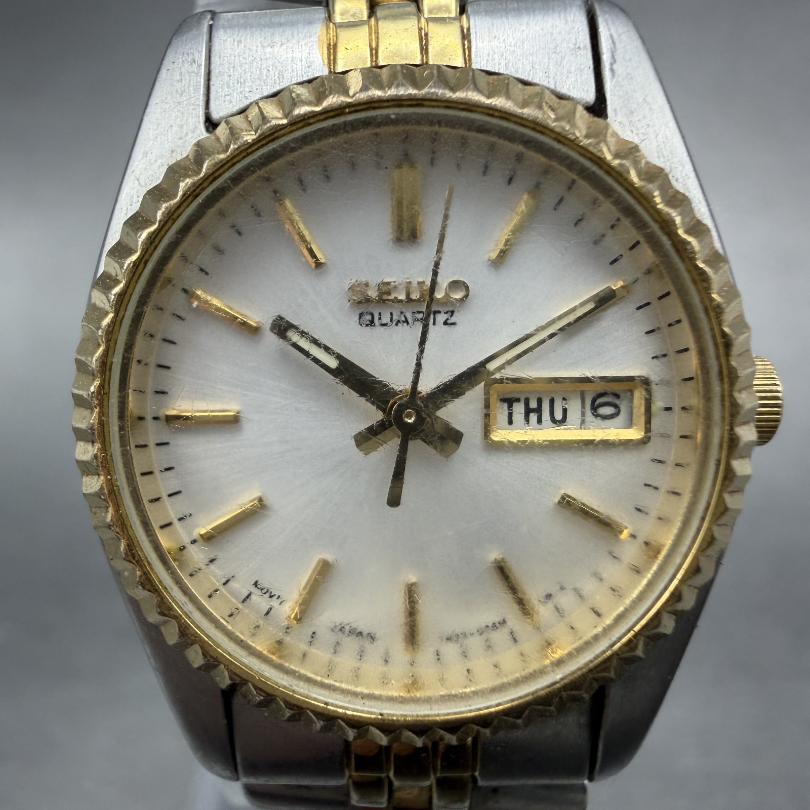 Seiko Watch Women 25mm White Dial Two Tone Daydate Round 7n83-0041 New Batt N6R