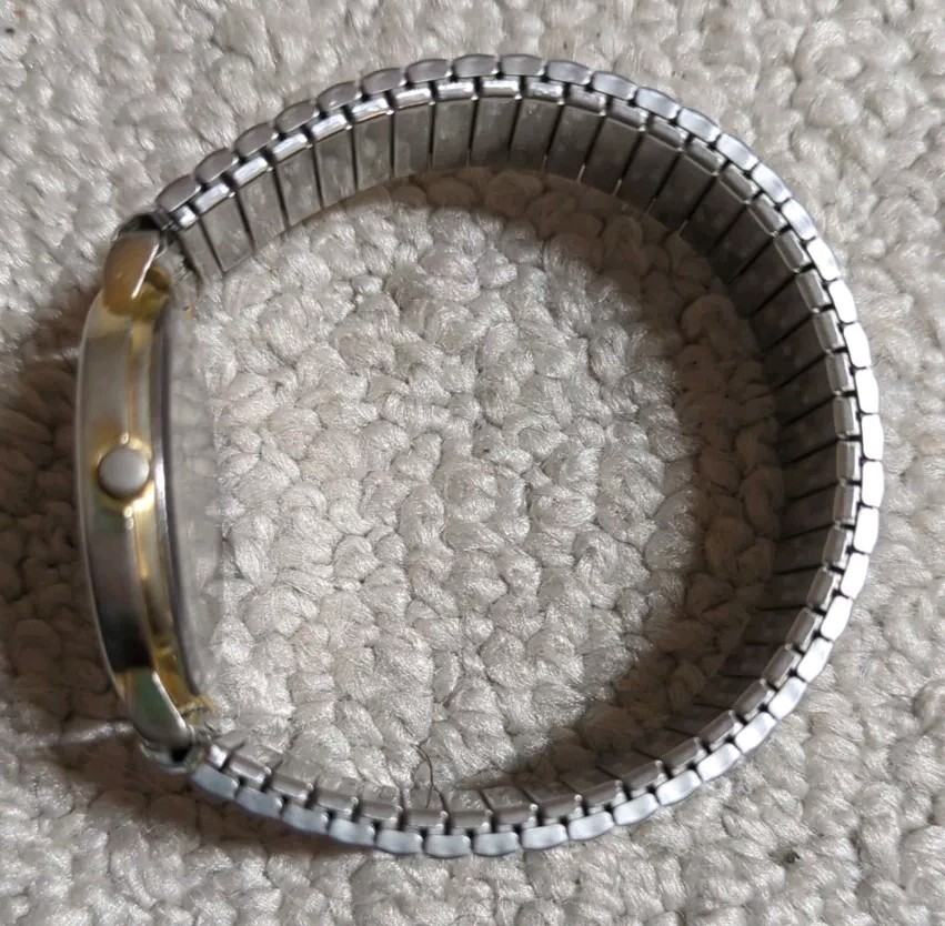 LTD. Base Metal Bezel Stainless Steel Caseback Japan Movement Hadley-Roma Watch