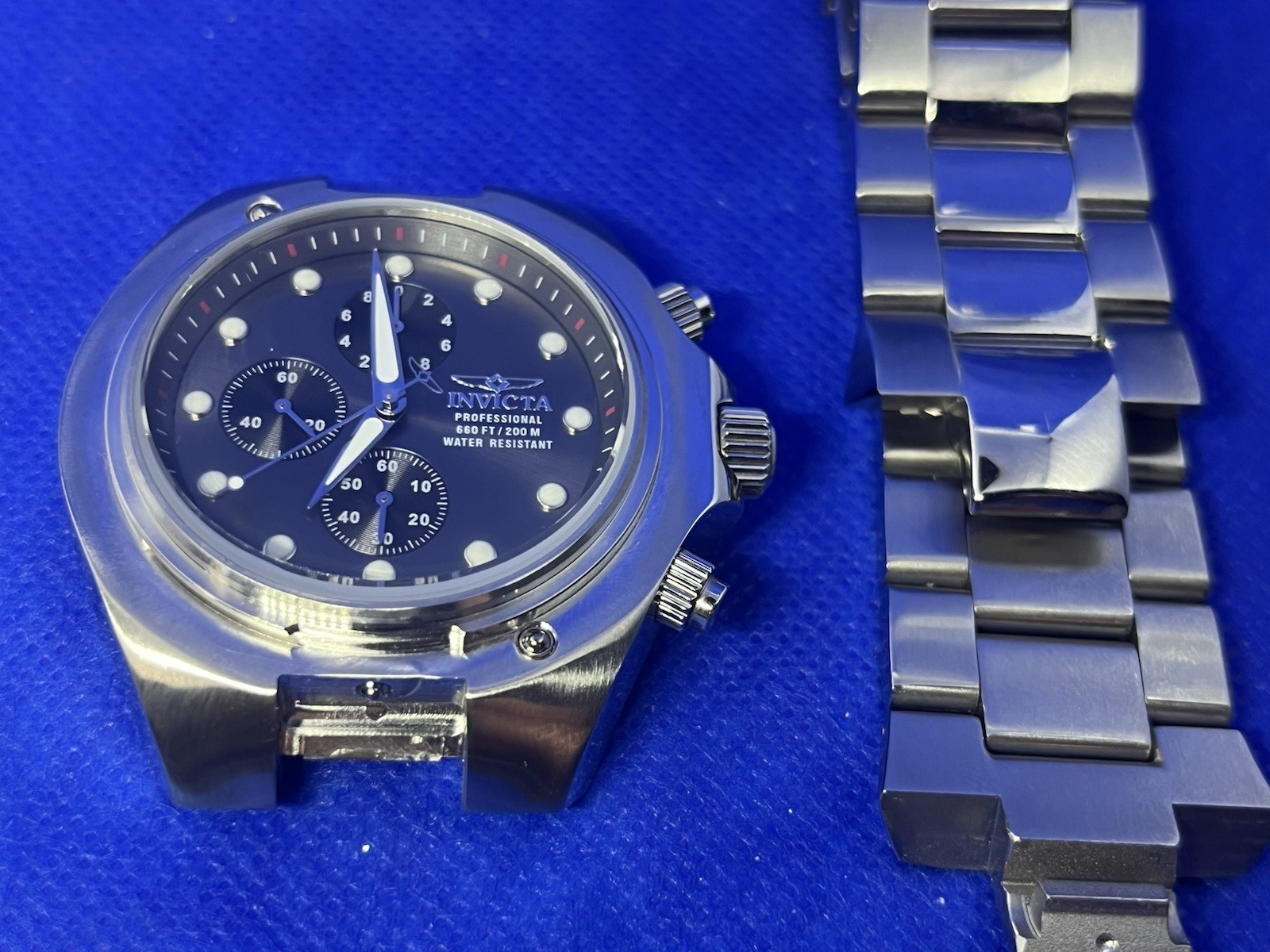 invicta 23996 Men’s 47mm Pro Diver Chrono Watch and Bracelet for PARTS working