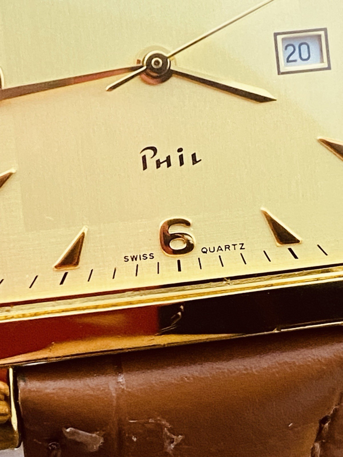 Vintage Swiss ROMANSON Phil Unisex Quartz Watch #8468