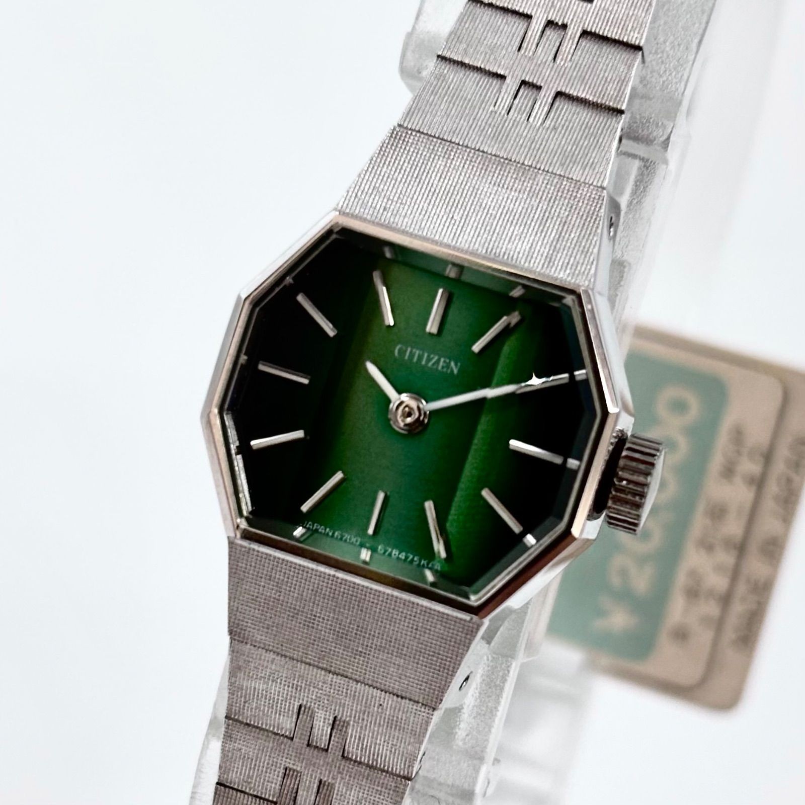 Working Dead CITIZEN wristwatch hand wound green gradient dial 3 faceted glass o