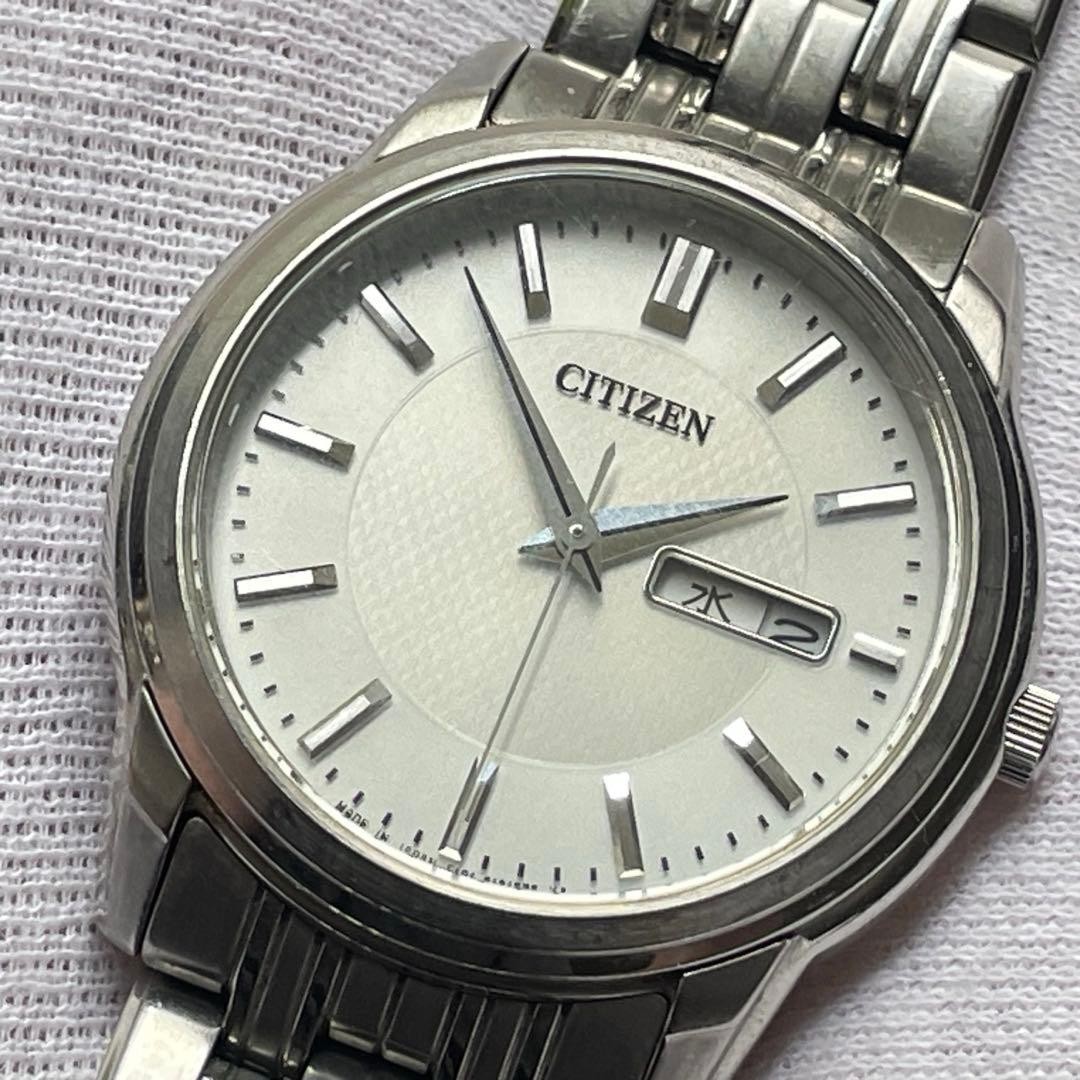 Citizen E101-S091888 Eco-Drive Quartz Analog Watch wrist 18.5cm/7.3in