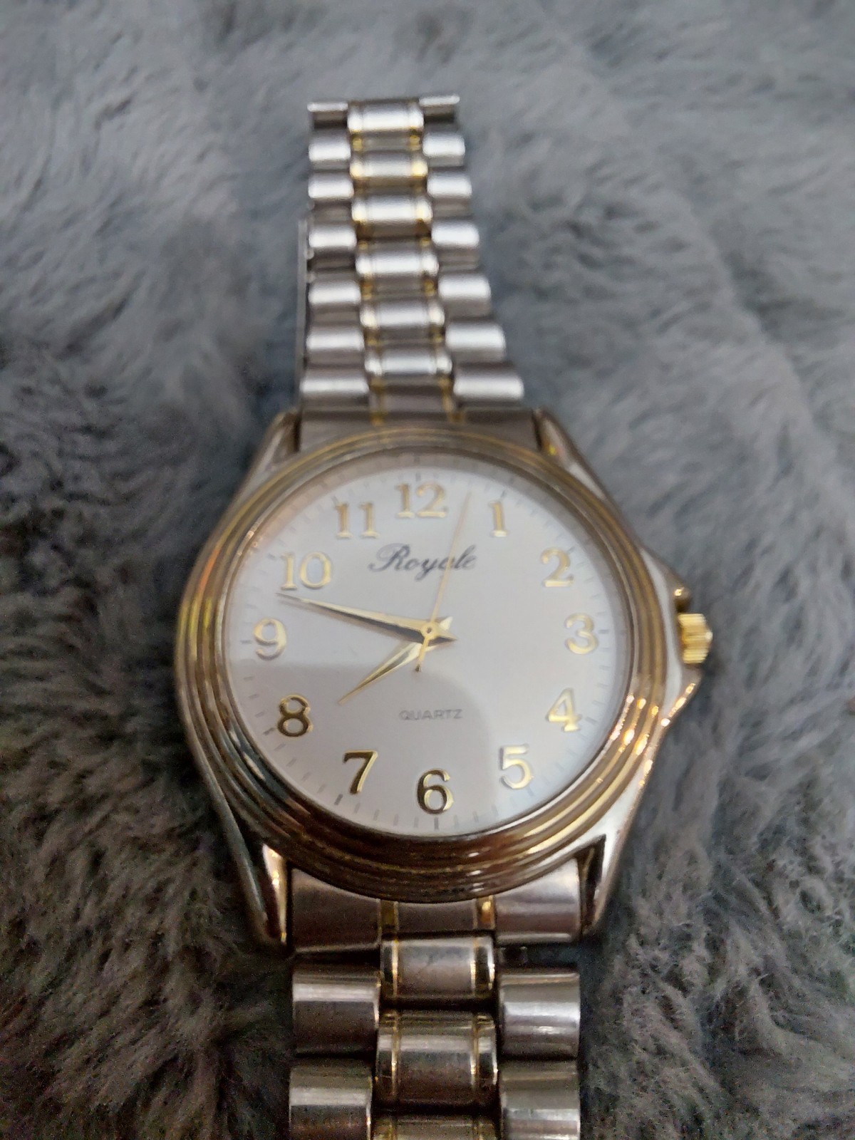 Vintage Royale Quartz Watch Two-Tone Gold Silver Link Band White Dial Working