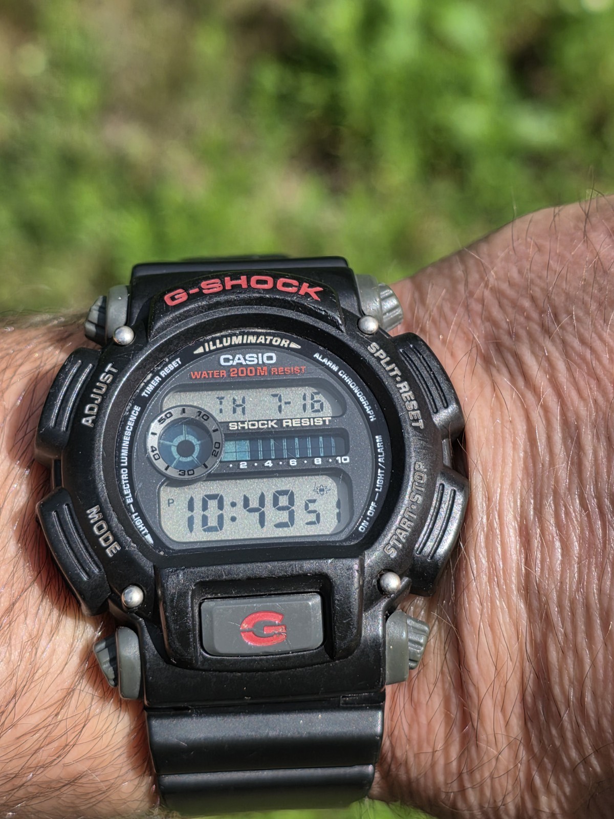 Casio G-Shock DW-9052 1659 Black Red Trim 45mm 200m Water Resistant New Battery