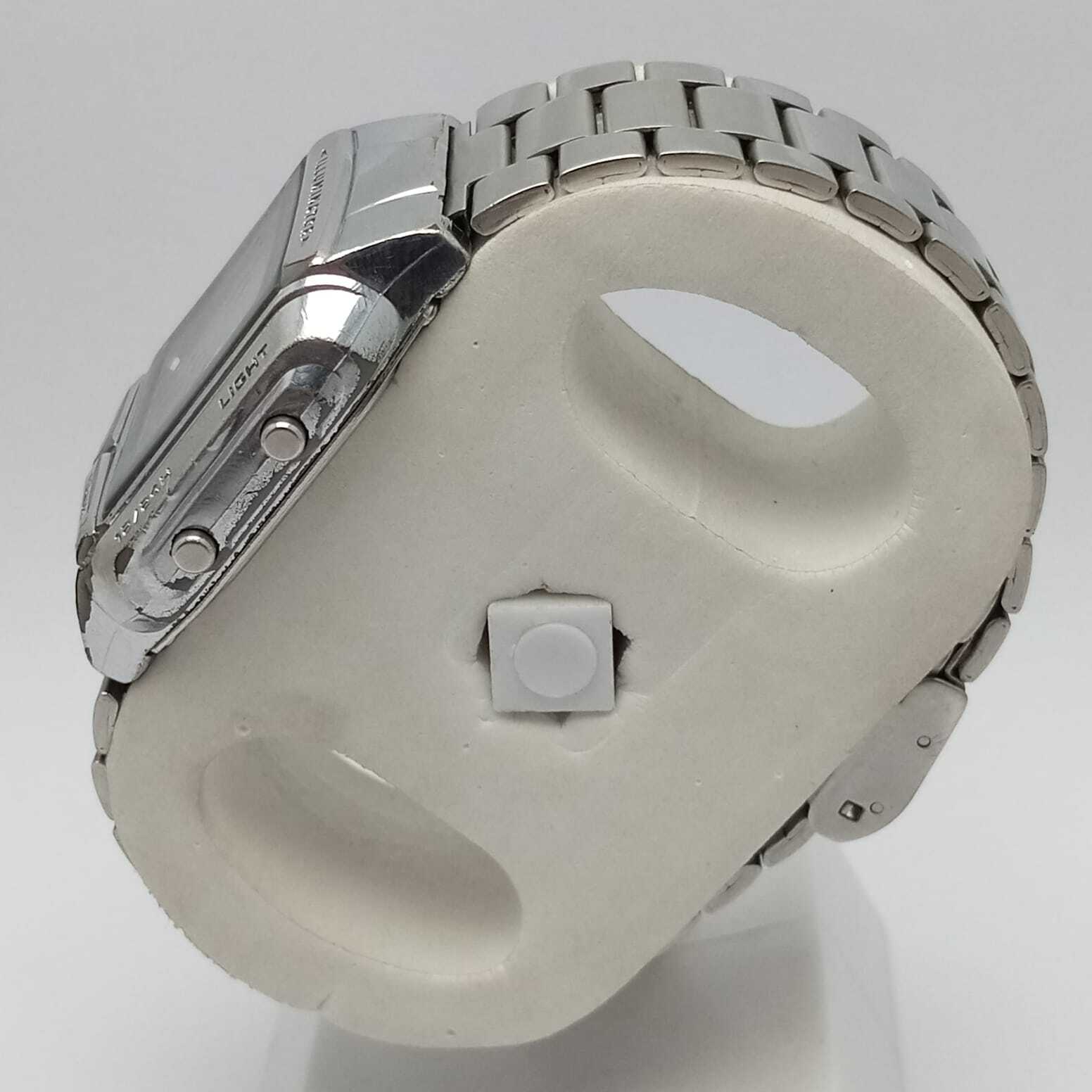 Casio Illuminator DB-360 Data Bank Quartz 2515 Digital Vintage Men’s Watch