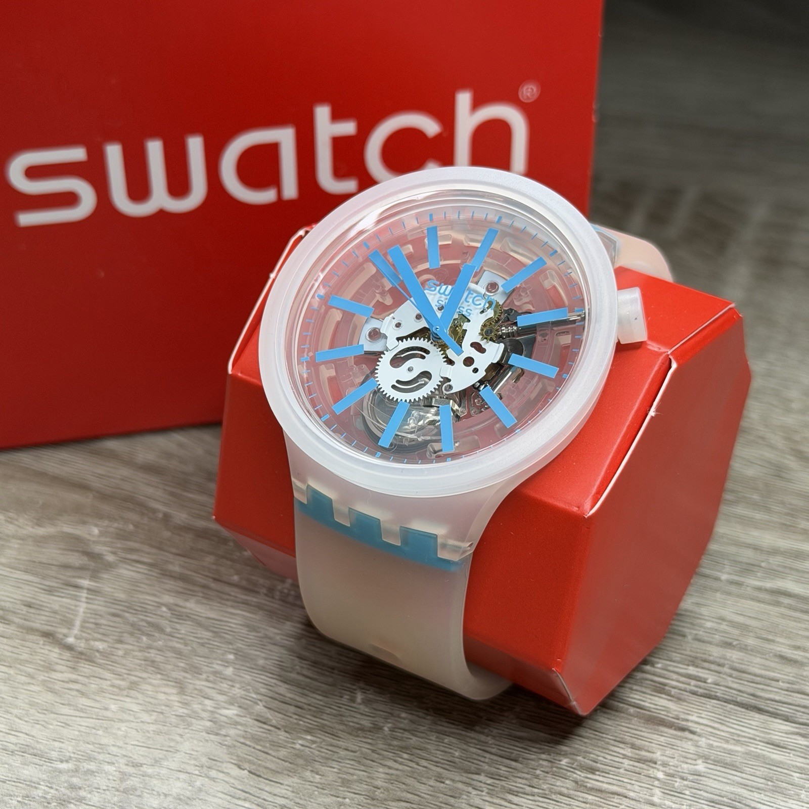 NEW✅SKELETON✅ Swatch Big Bold BLUEINJELLY Transparent Men’s Watch SO27E105