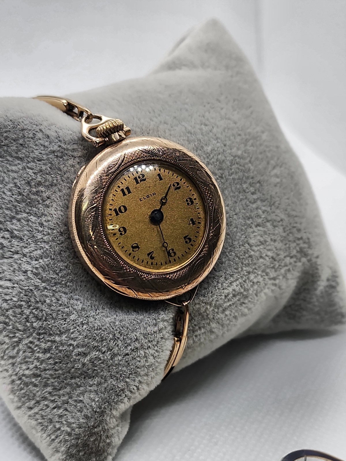 Elgin 3/0 Early Wristwatch In Wadsworth Referee Case W/Good Balance