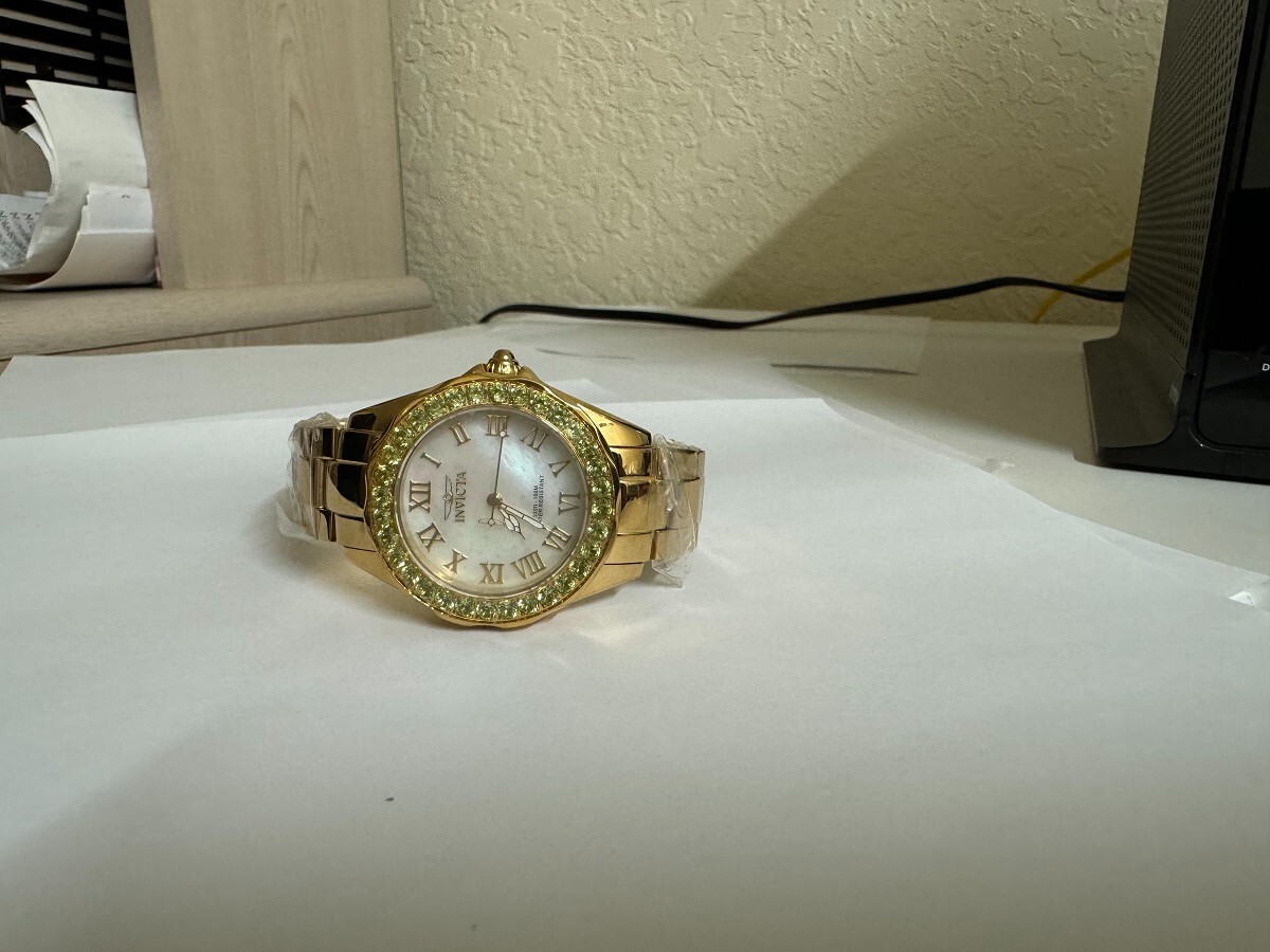 NOS Invicta 14149 Angel Genuine Peridot bezel Limited Edition 214/500pcs.