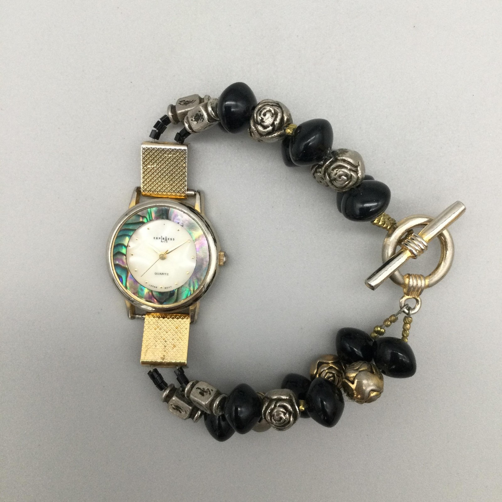 Express Womens Watch 27mm GMOP Abalone Black Bead Bracelet New Battery 8″