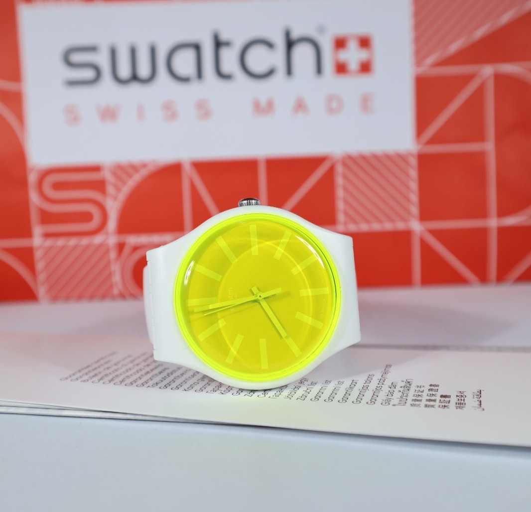 New Limited Swiss Swatch LEMONEON Neon Yellow Dial Unisex Watch SUOW165 41MM Rar