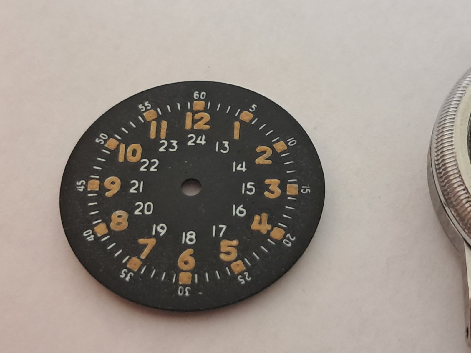 A-17 Waltham Post WW2, KOREA, Military Case And Dial