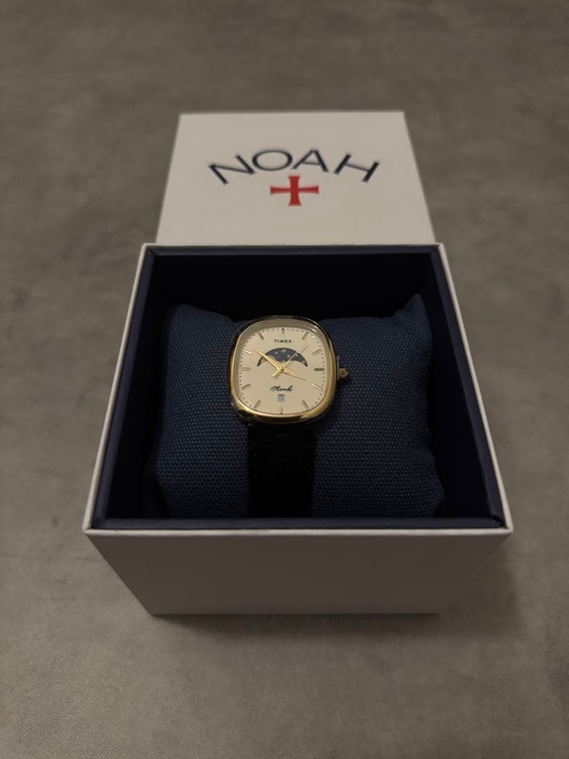 Noah x Timex Oval Moon Phase Watch Black Wristwatch Authentic
