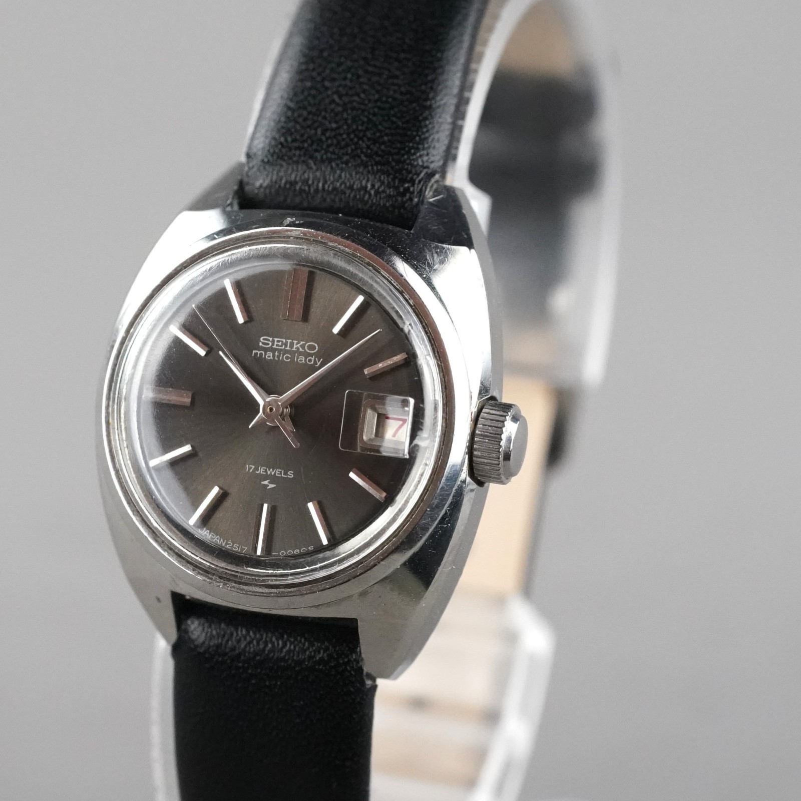 SEIKO 1979 2517-0211 Vintage Women’s Wristwatch Mechanical (Manual) Silver 23mm