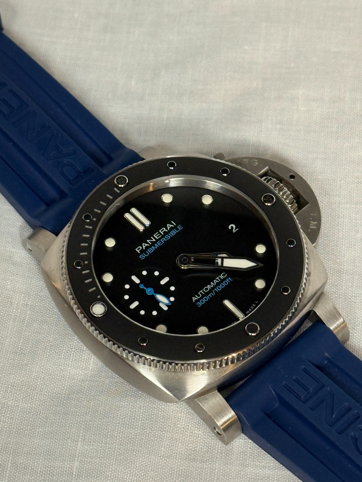2019 Panerai Submersible PAM00683 42MM Black Dial Full Set -3 Straps Men’s Watch