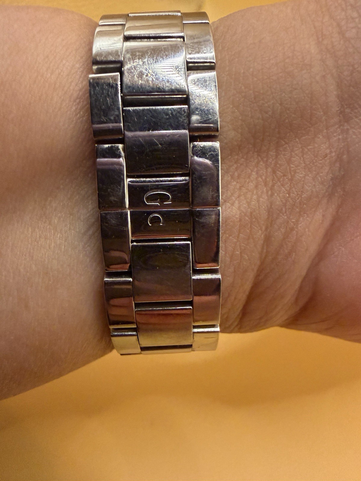 Guess Collection Womens White Dial 34mm Steel Watch GC 32000 No Box No Papers