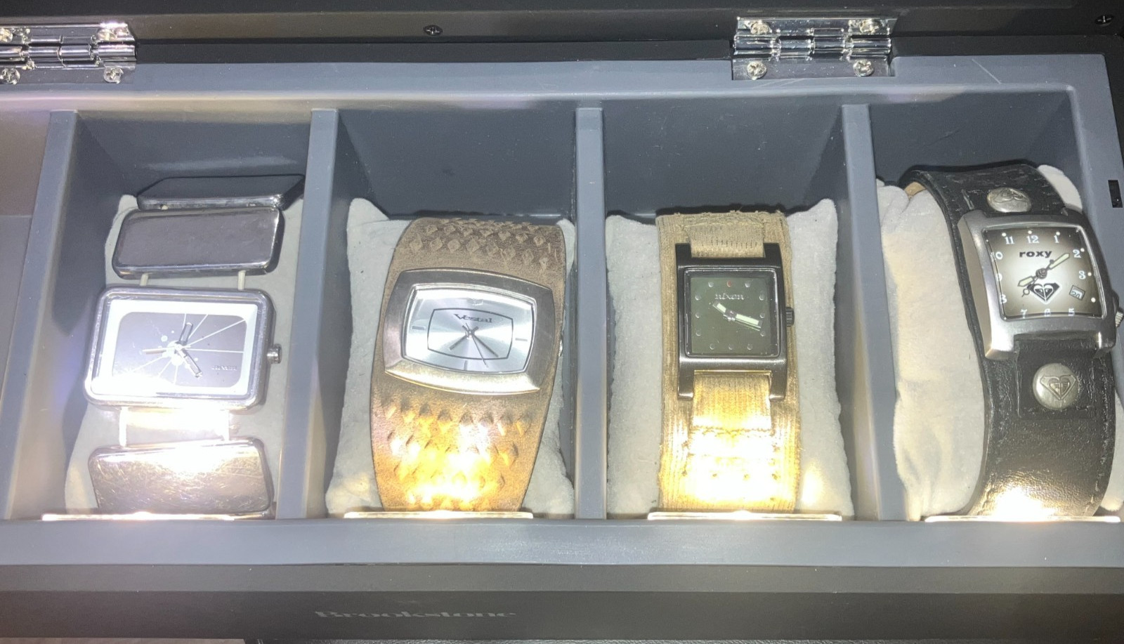 Lot of (4) Nixon Vega SS Lizzie Roxy Vestal Zurich Watches AS-IS Parts or Repair