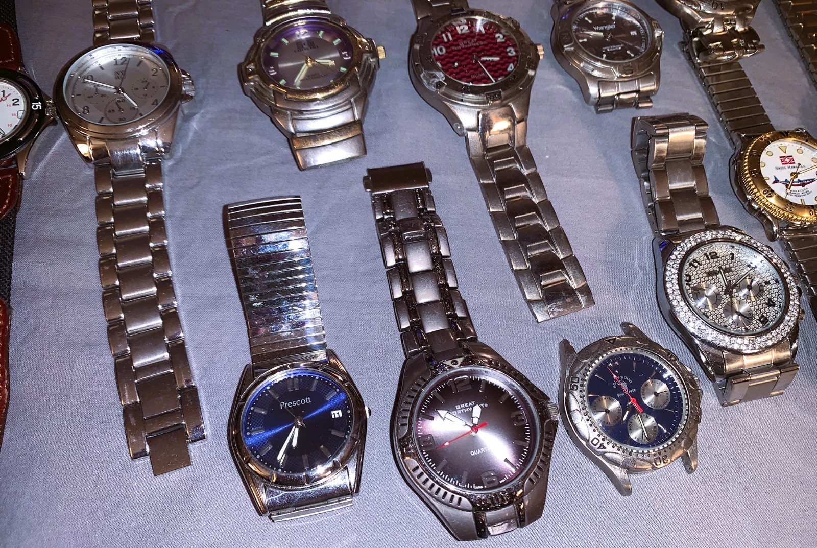 Lot of Large Size Mostly Mens Watches Many Maker Names Not Tested