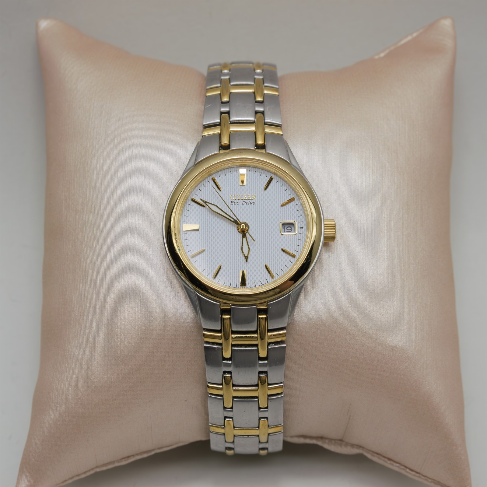 6.5″ Citizen Corso Eco-Drive Ladies Watch White Dial Two Tone