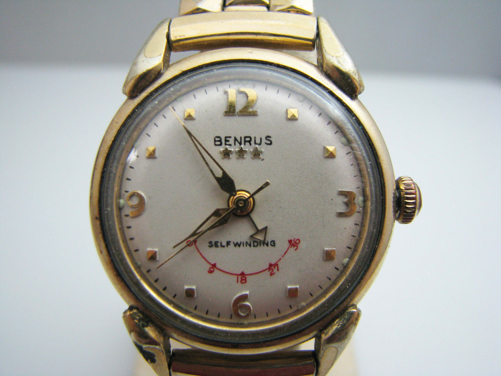 b511 Men’s Benrus Self Winding wristwatch
