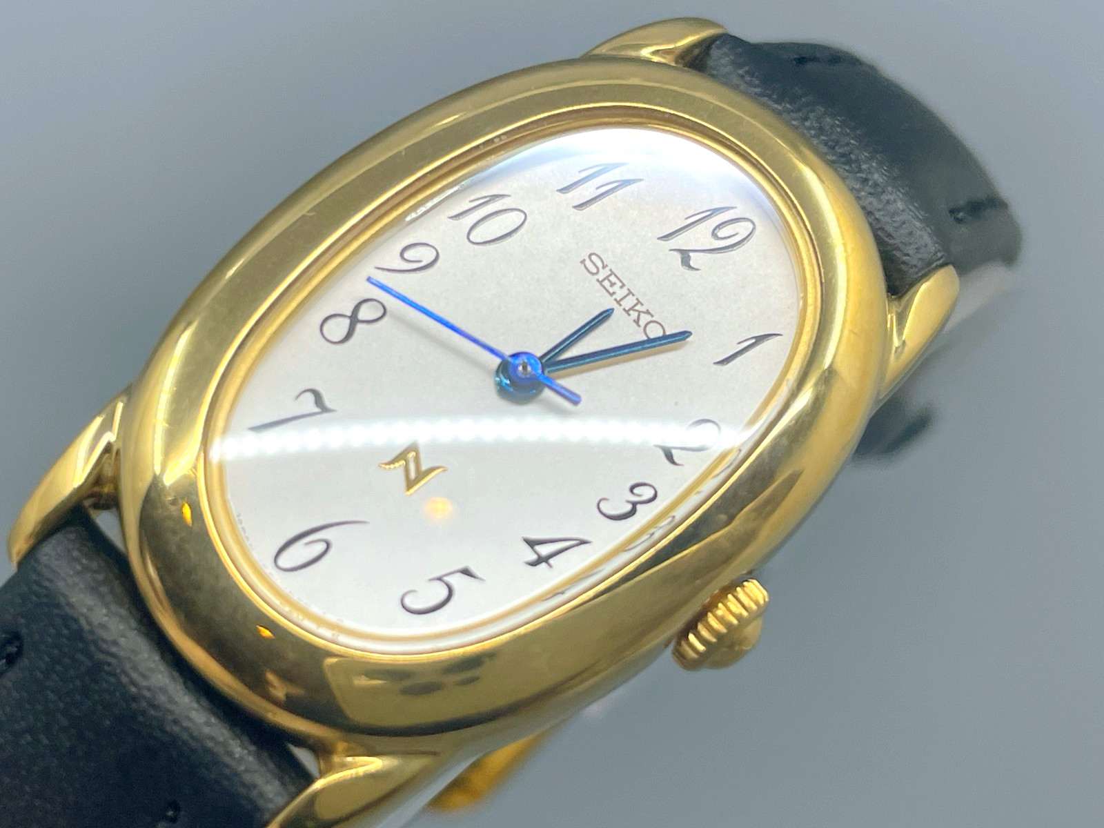 Vtg1996 [N.Mint/Box] Seiko Noie 1F21-5B70 White Dial 21mm Oval Qz Women’s Watch