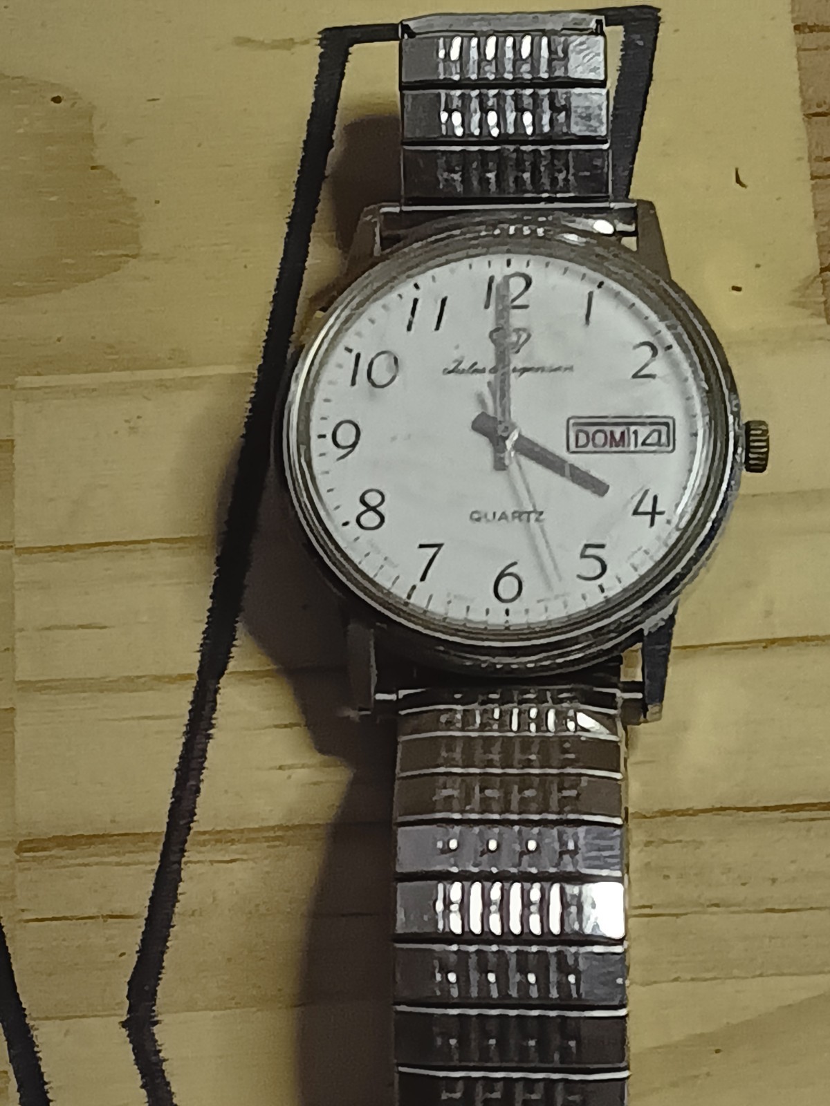 Jules Jurgensen Men’s Quartz Day/Date White Dial 34mm SS Silver Bracelet