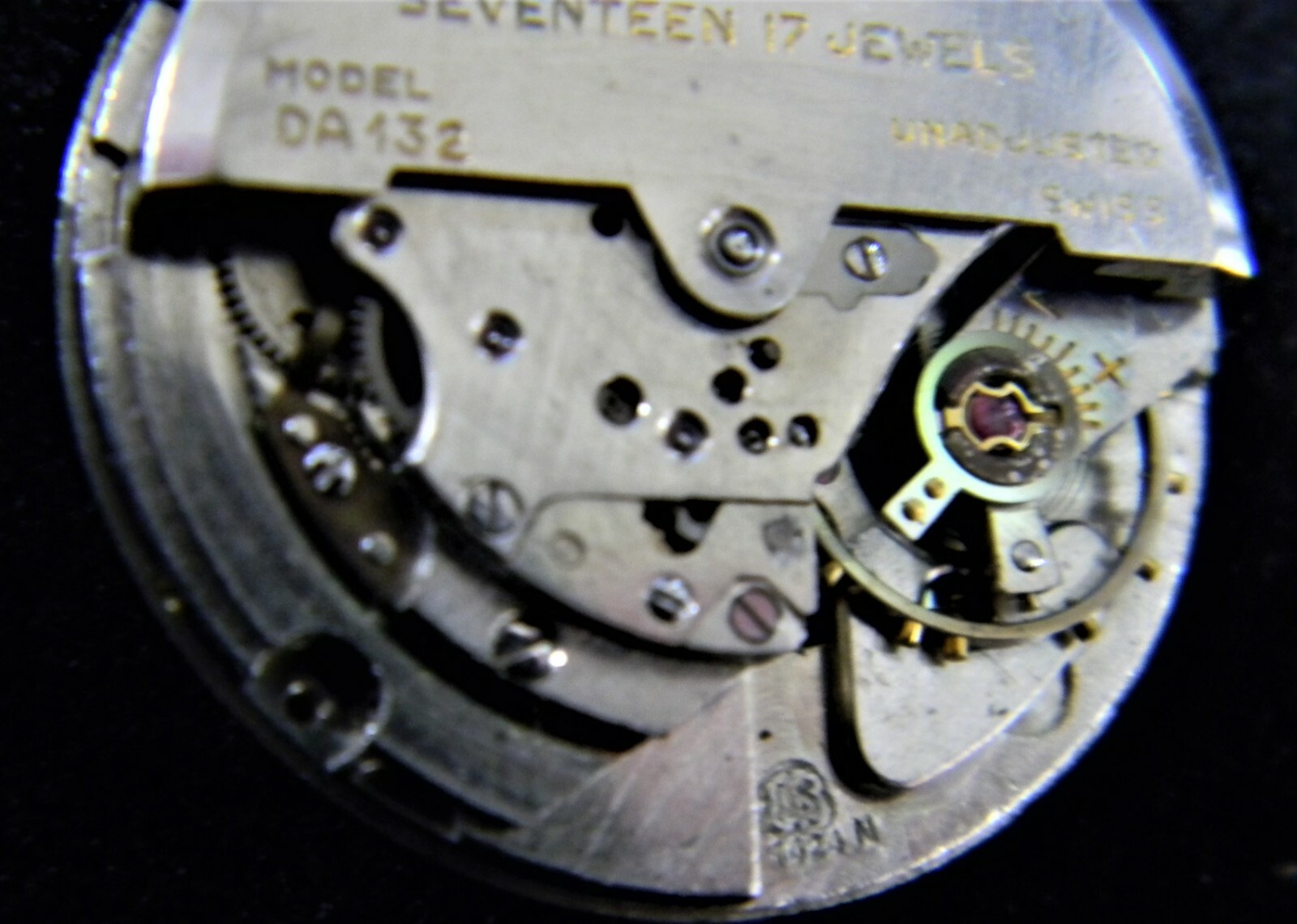 b511 Men’s Benrus Self Winding wristwatch