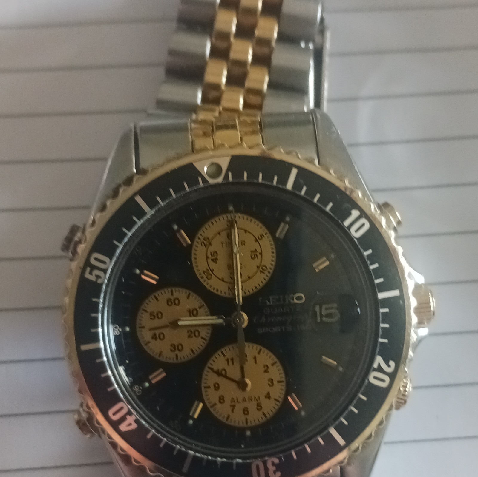 Seiko Quartz Sports 150 Chronograph WR 150M Black Dial Two-Tone Watch