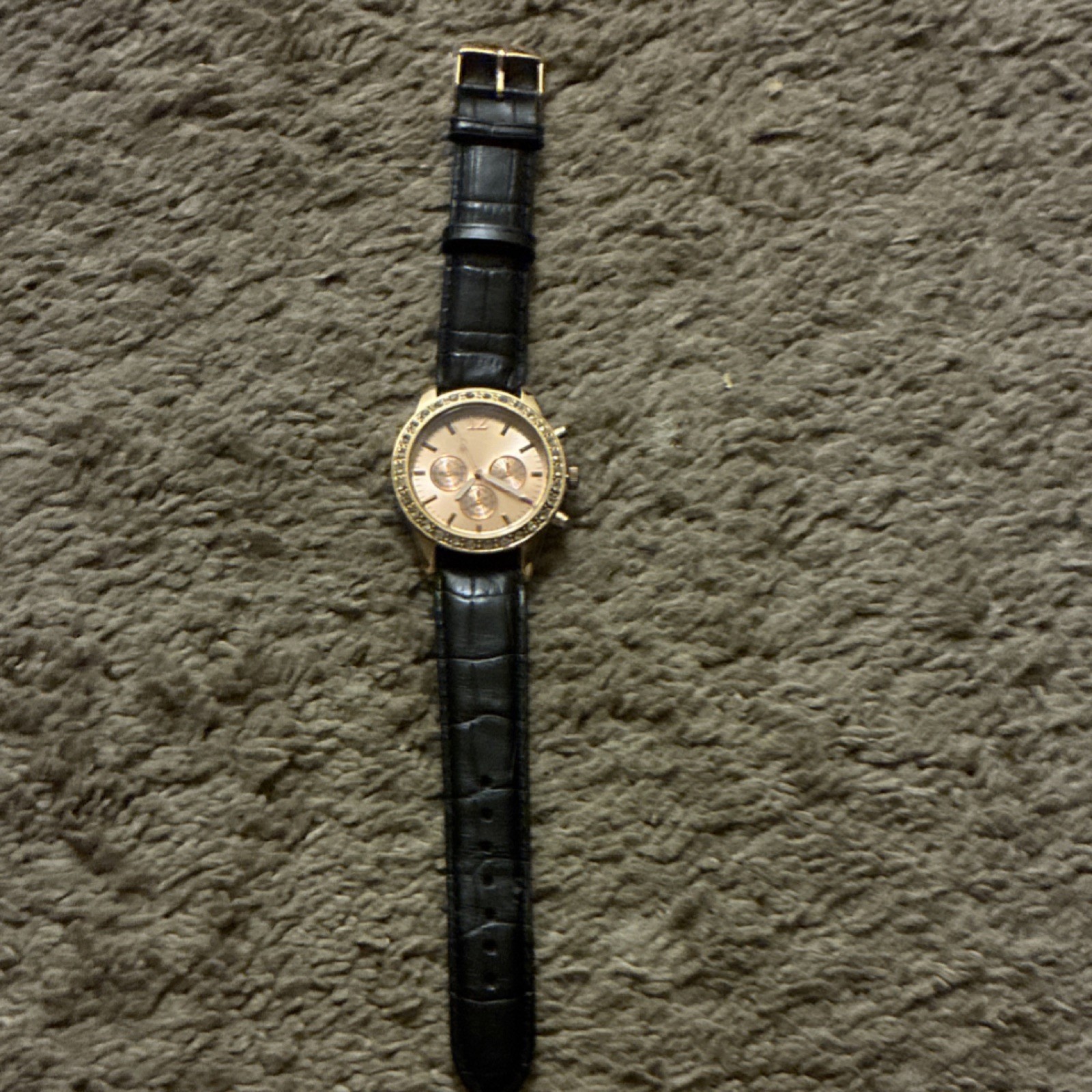 FMQX338 Quartz Chronograph Analog Watch Gold-Tone Case Black Leather Strap