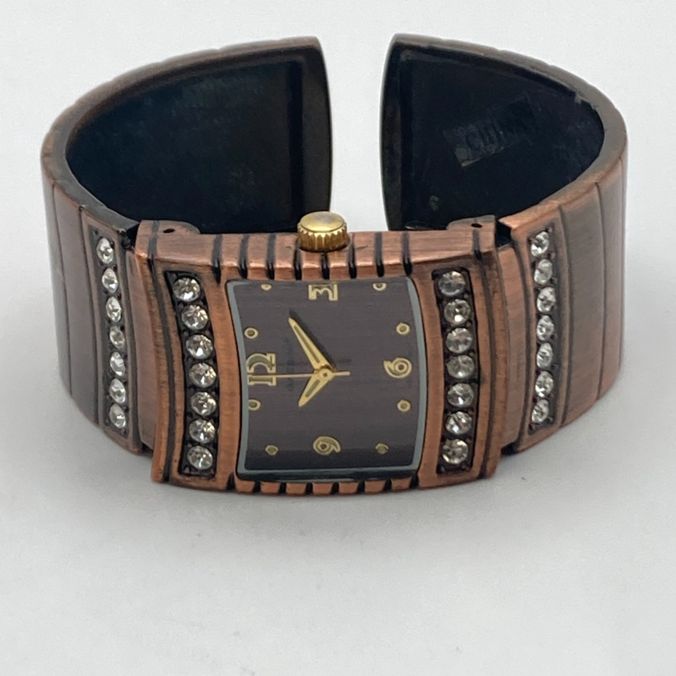 Massini Women’s Watch 24mm Copper Tone Cuff Crystals Bling New Battery 6.25″