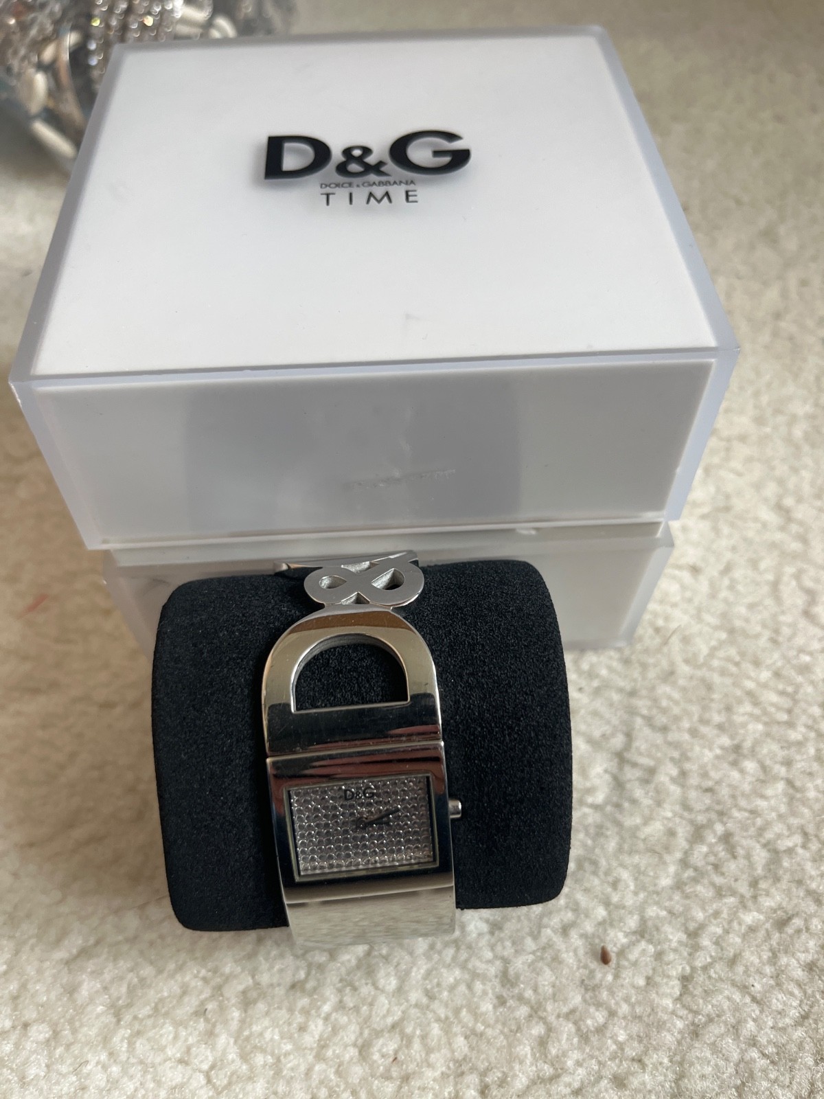 Ladies Dolce & Gabbana bangle bracelet watch diamond detail