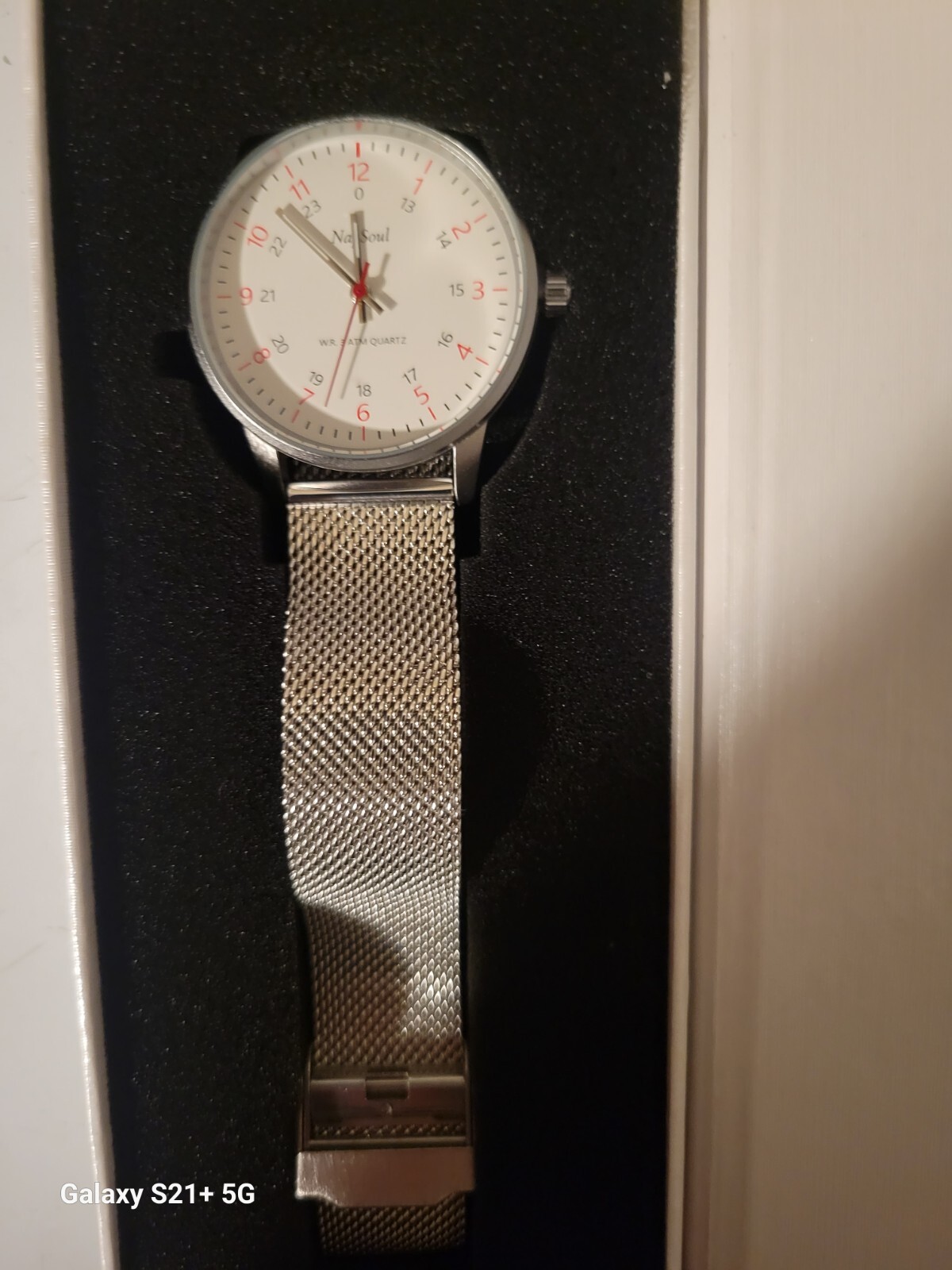 Napsoul Women Men Unisex (Stainless Steel Silver) Watch
