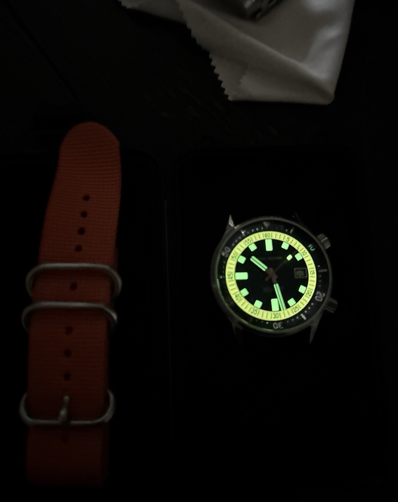 For Sale: Dan Henry 1970 Automatic Limited Edition Compressor Watch