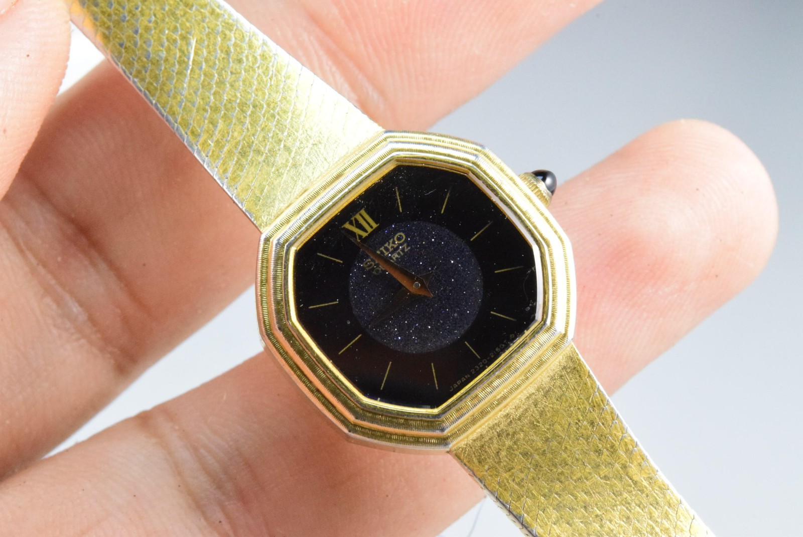 Vintage watch Seiko Gold Plate 2320-6110 Black Lady Quartz Octagonal 23mm